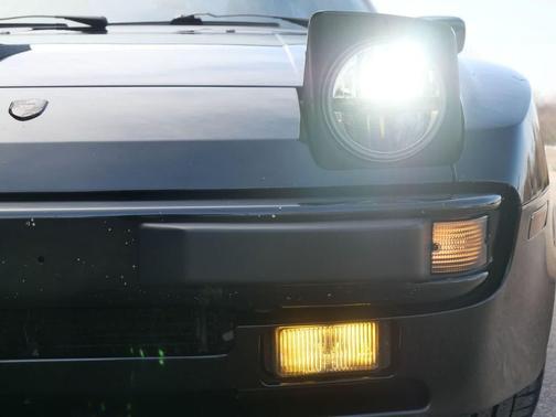 1987 Porsche 944 