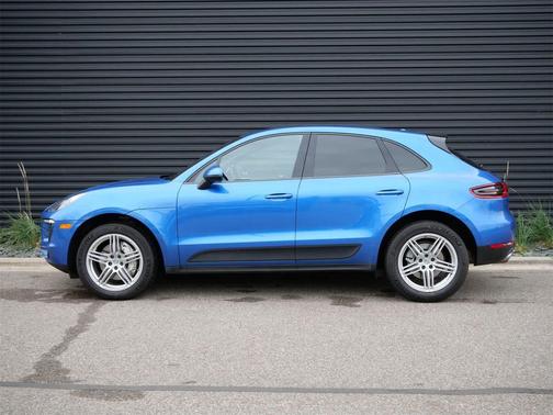 2015 Porsche Macan S