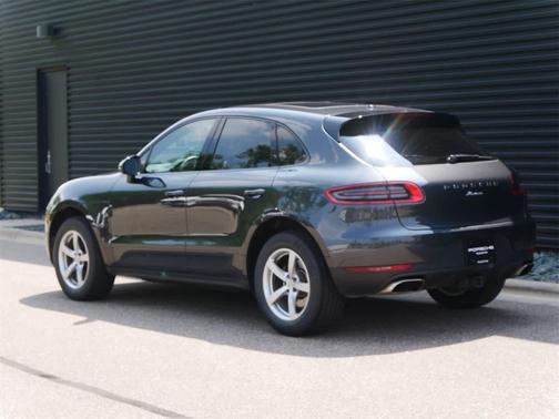 2018 Porsche Macan AWD