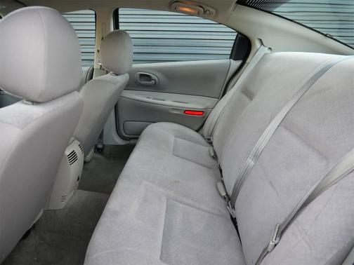 2004 Dodge Intrepid SE