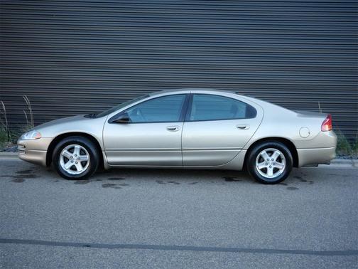 2004 Dodge Intrepid SE