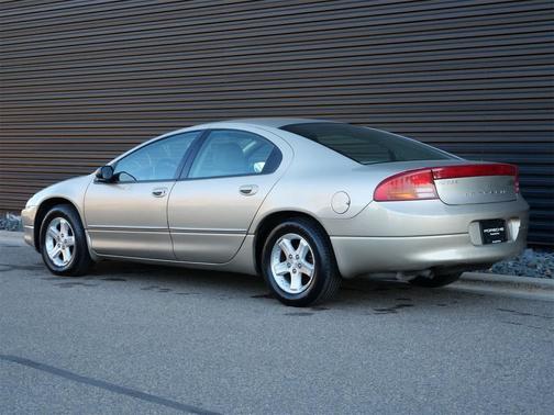 2004 Dodge Intrepid SE