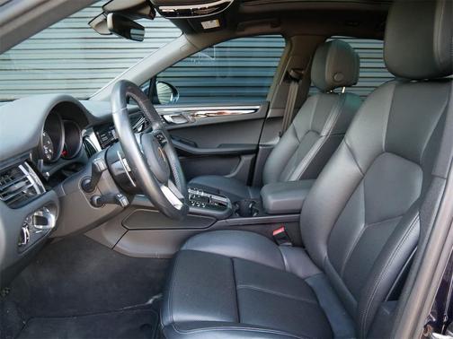 2021 Porsche Macan 