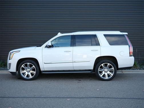 2019 Cadillac Escalade Luxury