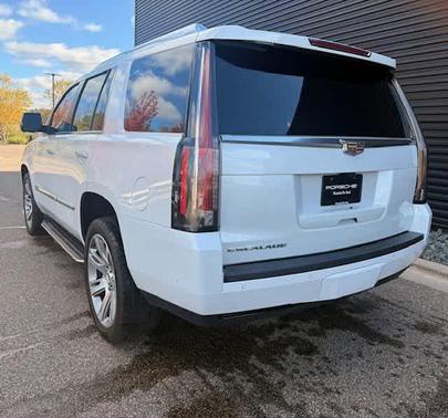 2019 Cadillac Escalade Luxury