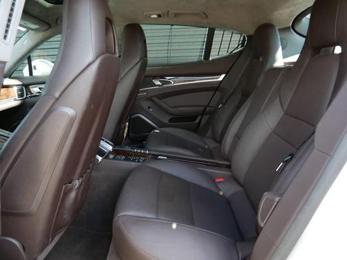 White 2014 Porsche Panamera Turbo S