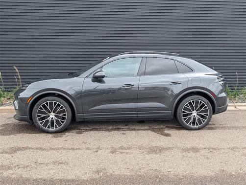 2024 Porsche Macan 4