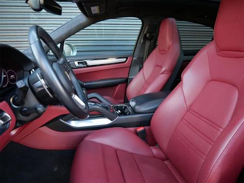 2022 Porsche Cayenne Turbo