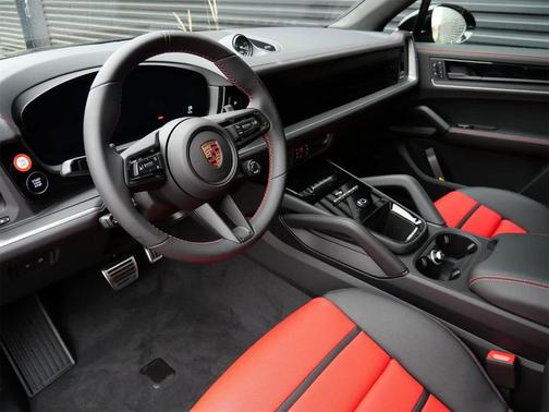 2026 Porsche Cayenne GTS