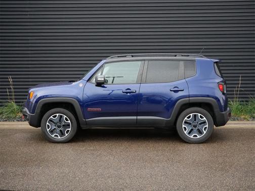 2016 Jeep Renegade Trailhawk