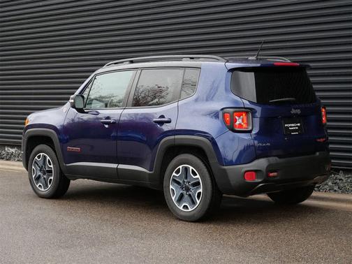 2016 Jeep Renegade Trailhawk