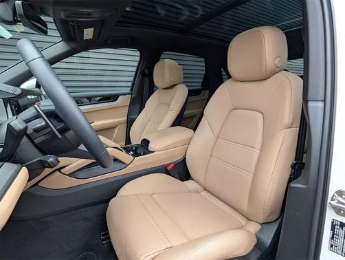 2025 Porsche Cayenne Cayenne