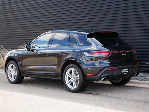 2024 Porsche Macan Base
