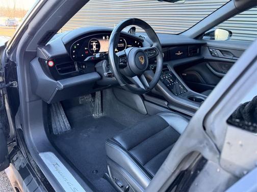 2021 Porsche Taycan 4S