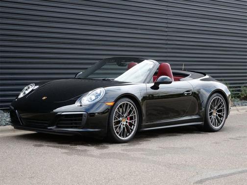 2017 Porsche 911 Carrera 4S Cabriolet