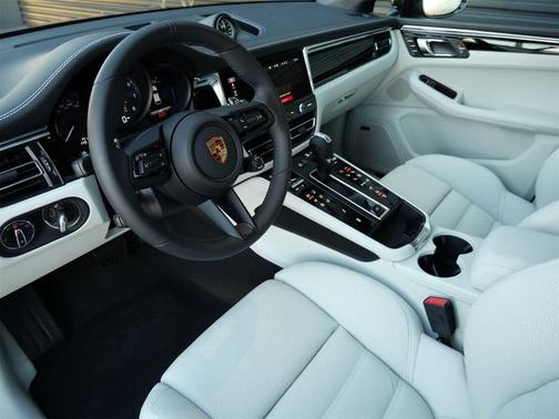 2026 Porsche Macan T