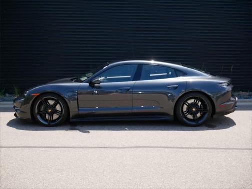 2021 Porsche Taycan Turbo S