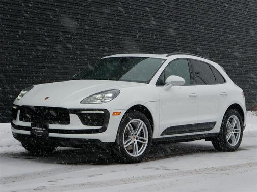 2025 Porsche Macan AWD