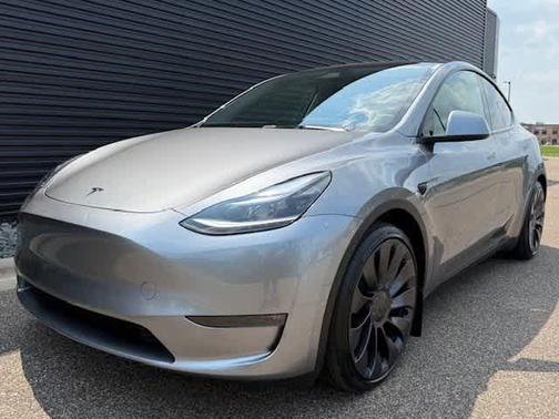 2025 Tesla Model Y Performance Dual Motor All-Wheel Drive