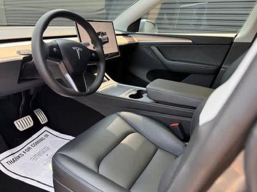 2025 Tesla Model Y Performance Dual Motor All-Wheel Drive