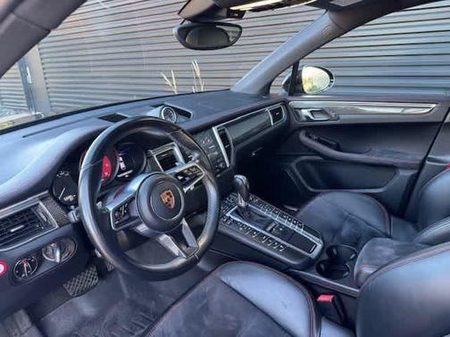2018 Porsche Macan GTS