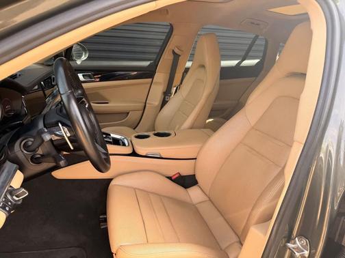Green 2022 Porsche Panamera 4
