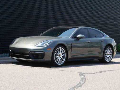 Green 2022 Porsche Panamera 4