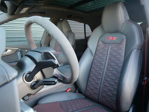 2025 Audi RS Q8 4.0T