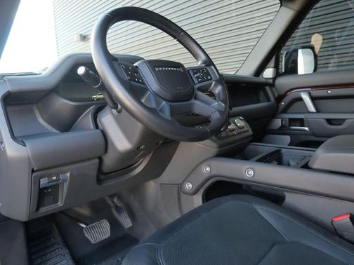 Sedona Red Metallic 2024 Land Rover Defender 130 P400 X-Dynamic SE