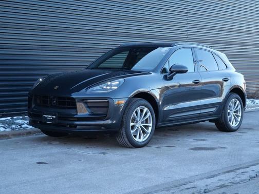 2025 Porsche Macan AWD