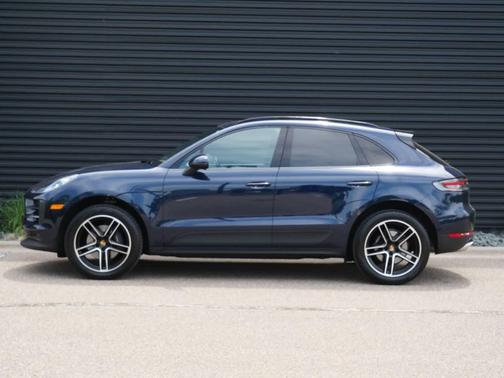 Blue 2020 Porsche Macan Macan