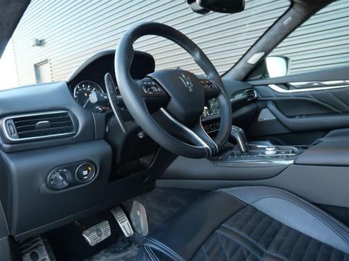 2022 Maserati Levante Trofeo