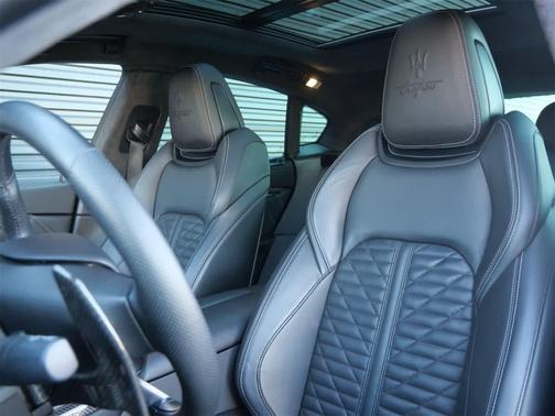 2022 Maserati Levante Trofeo