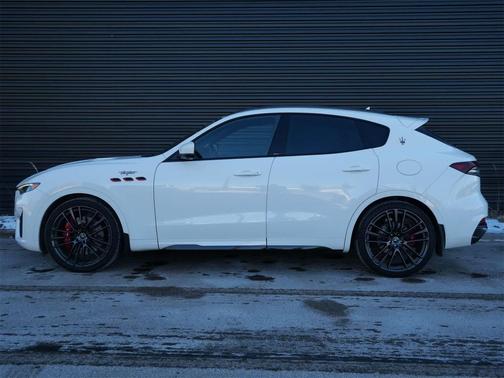 2022 Maserati Levante Trofeo