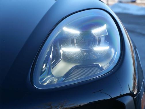 2020 Porsche Macan AWD