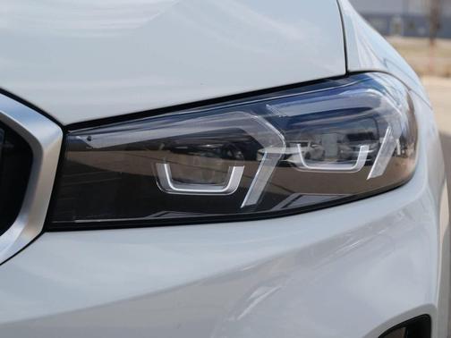 Alpine White 2023 BMW 330 xDrive