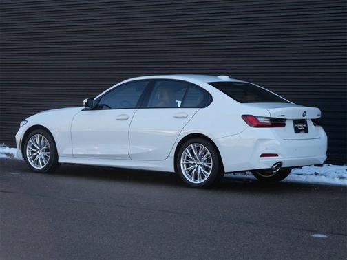 2023 BMW 330 xDrive