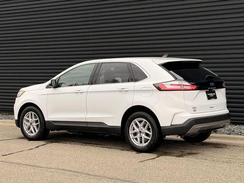 Oxford White 2023 Ford Edge SEL