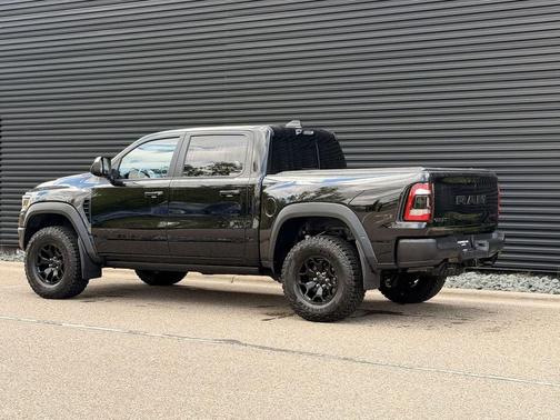 Diamond Black Crystal Pearlcoat 2023 RAM 1500 TRX