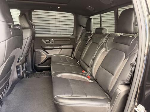 Diamond Black Crystal Pearlcoat 2023 RAM 1500 TRX