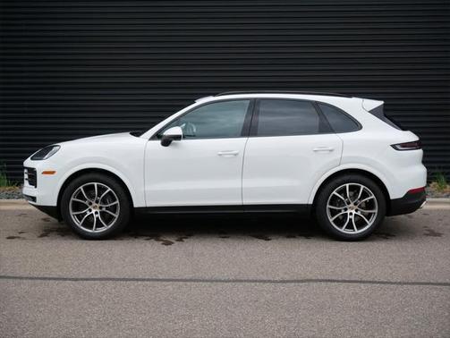 2024 Porsche Cayenne AWD