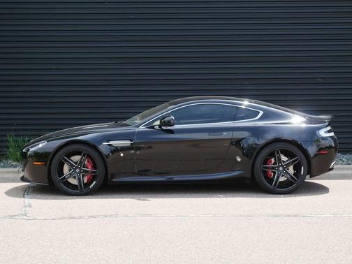Black 2012 Aston Martin V8 Vantage Base