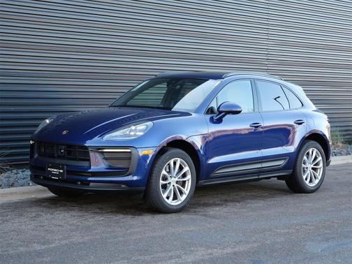2025 Porsche Macan AWD