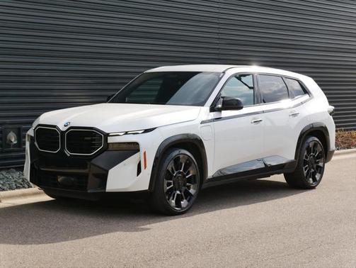 2024 BMW XM