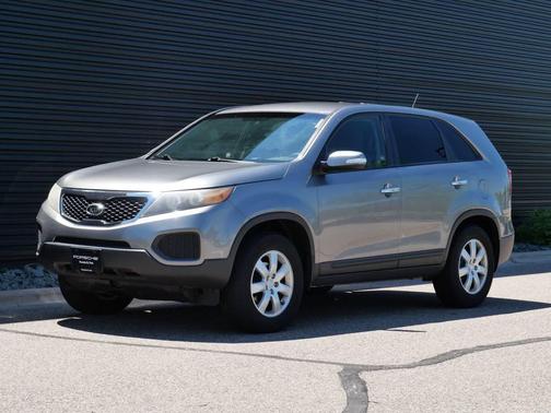 Titanium Silver 2012 Kia Sorento LX