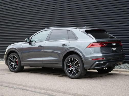 2021 Audi Q8 55 Premium Plus