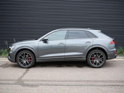 2021 Audi Q8 55 Premium Plus