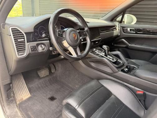 2021 Porsche Cayenne Cayenne