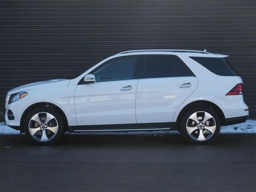 2019 Mercedes-Benz GLE 400 Base 4MATIC