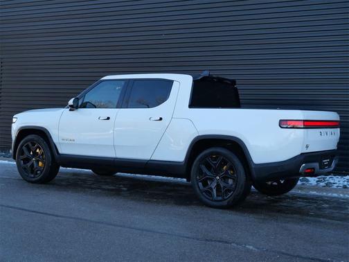 2022 Rivian R1T Adventure